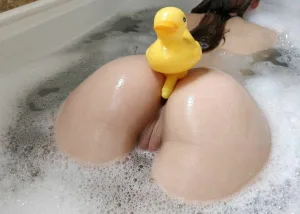 Stunning Big Booty Fat Pussy Girl Pics That Will Make Your Jaw Drop